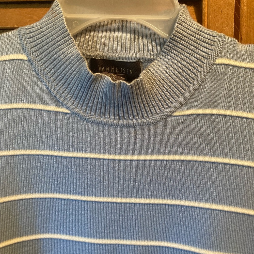 Vintage Van Heusen Powder Blue & White Cardigan Set - Picture 5 of 16